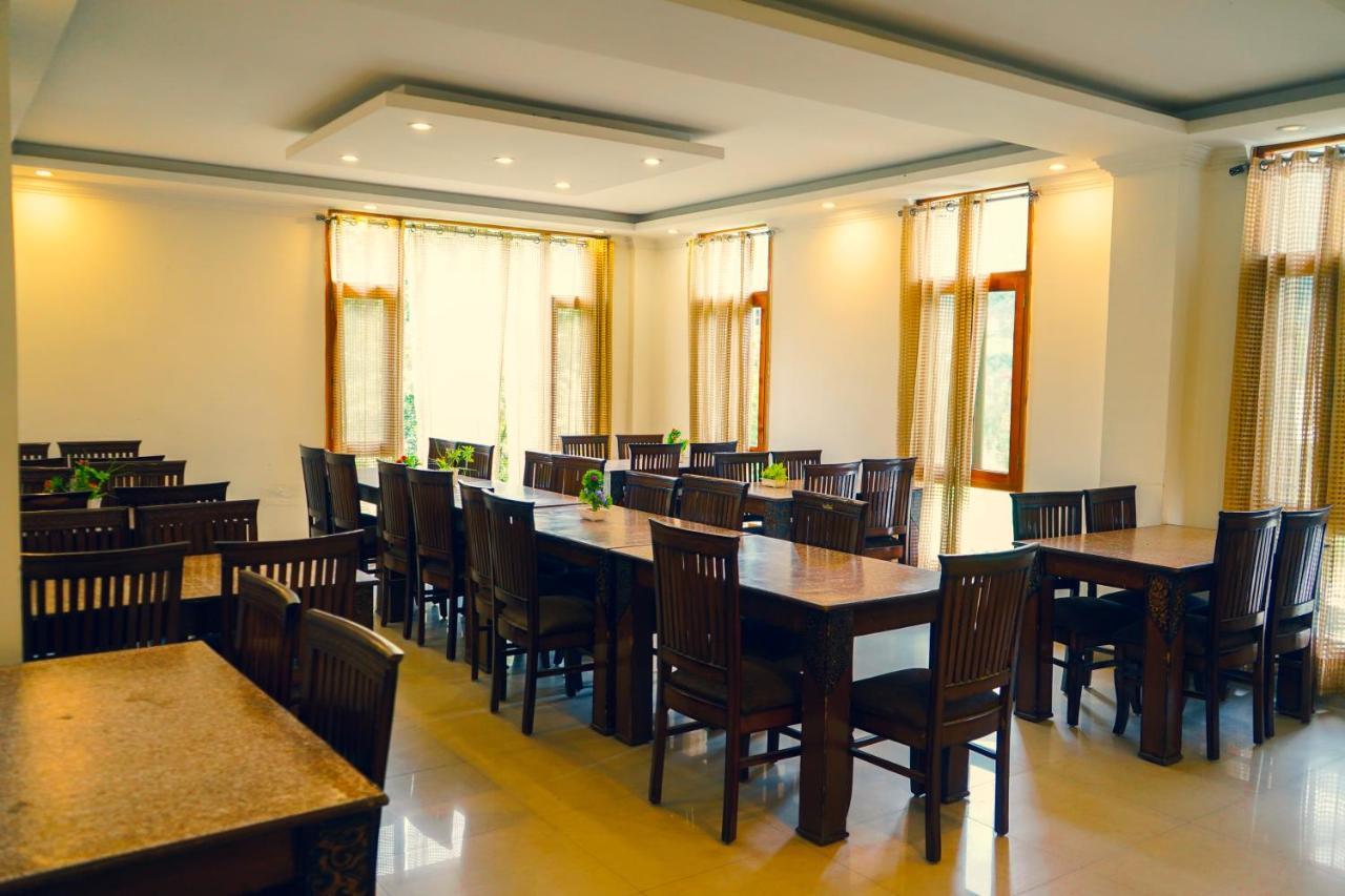 Hotel Akash Regency Manāli Esterno foto