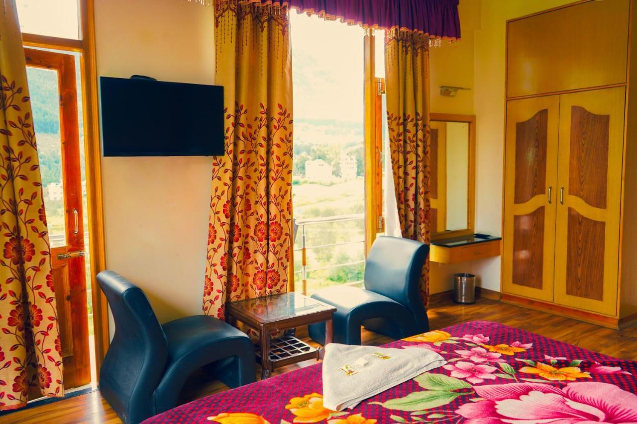 Hotel Akash Regency Manāli Esterno foto